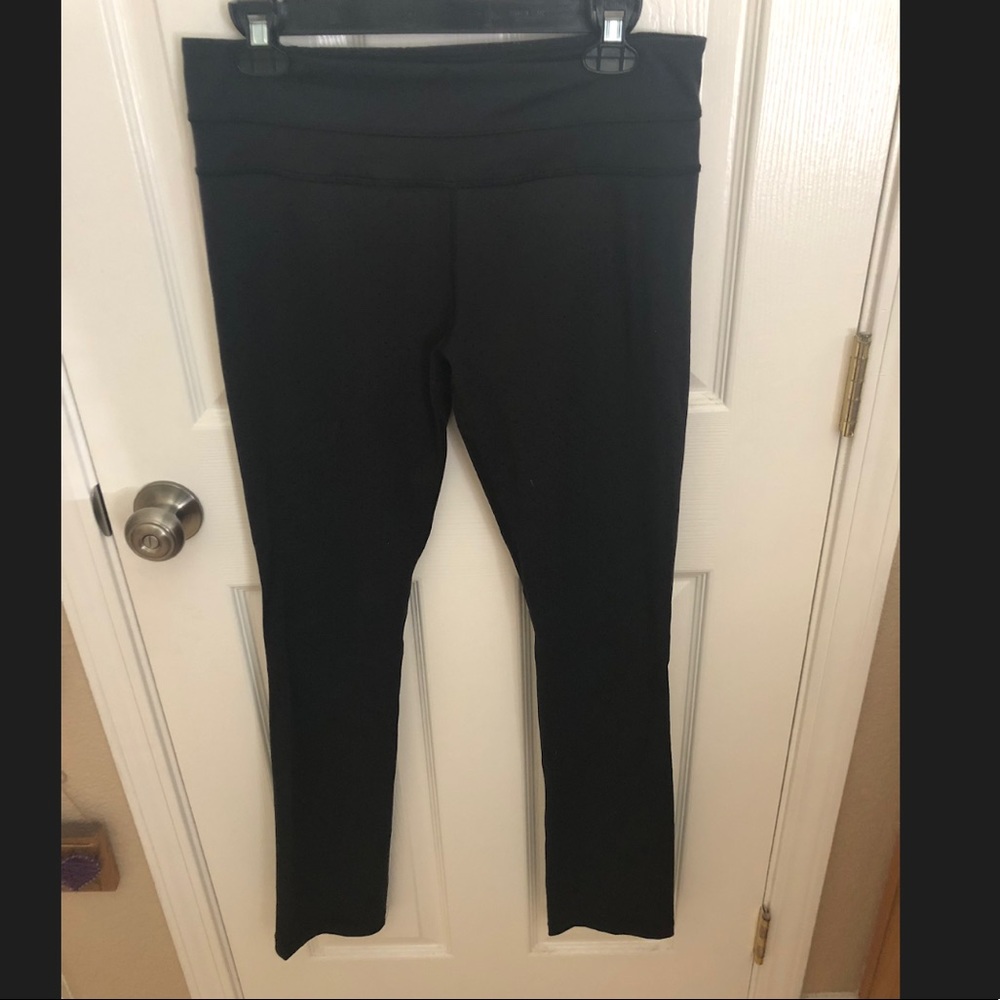 Lululemon groove pants size 8